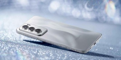 直屏手机推荐2024:OPPO Reno12超美小直屏设计手感极佳 直屏手机推荐2024:OPPO Reno12超美小直屏设计手感极佳