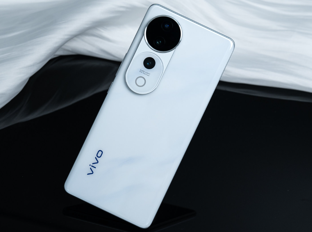 1月最值得买的4款vivo手机,512G价格大跳水,最低仅1799元插图9 1月最值得买的4款vivo手机,512G价格大跳水,最低仅1799元插图9