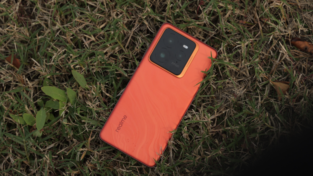 年度好评榜排第一的手机，6500mAh+120倍变焦，如今售价再创新低插图4