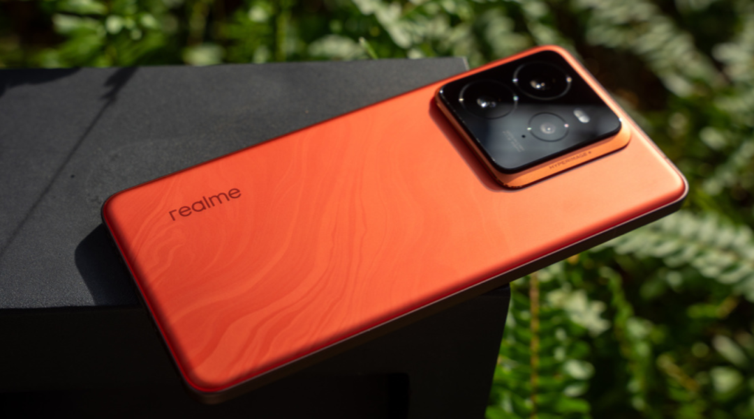 年度好评榜排第一的手机，6500mAh+120倍变焦，如今售价再创新低插图1