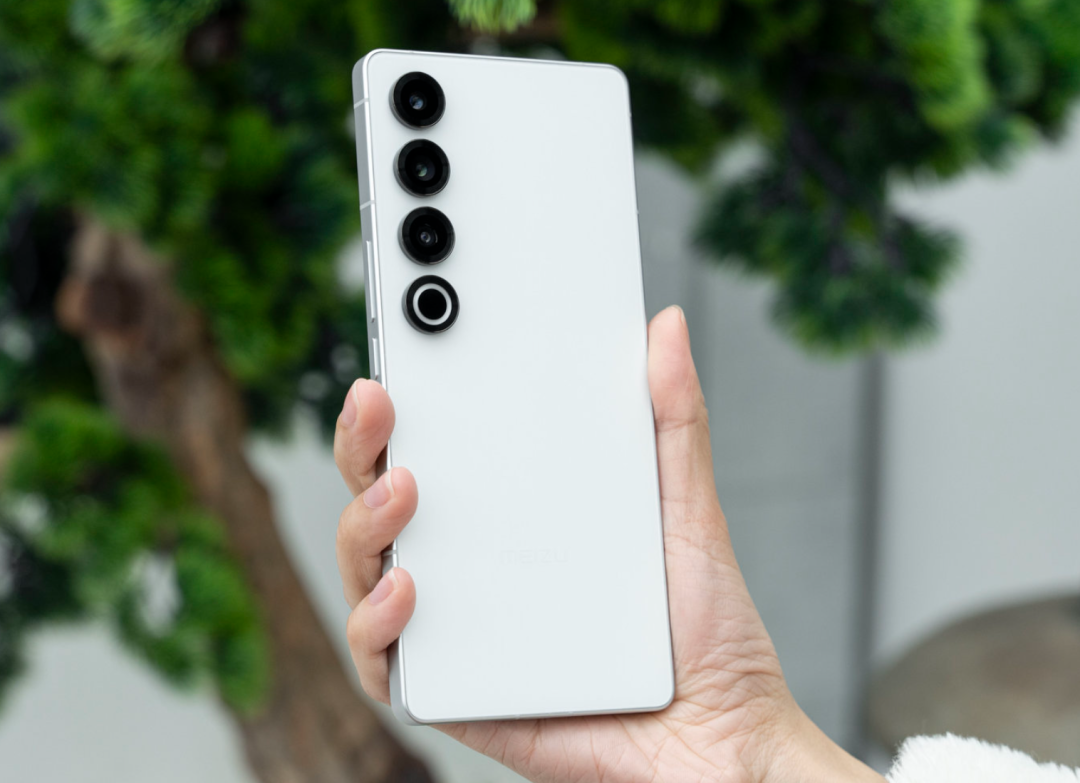 3款价格“一落千丈”的高性能手机,用五年不卡顿,现在买能捡漏插图2 3款价格“一落千丈”的高性能手机,用五年不卡顿,现在买能捡漏插图2